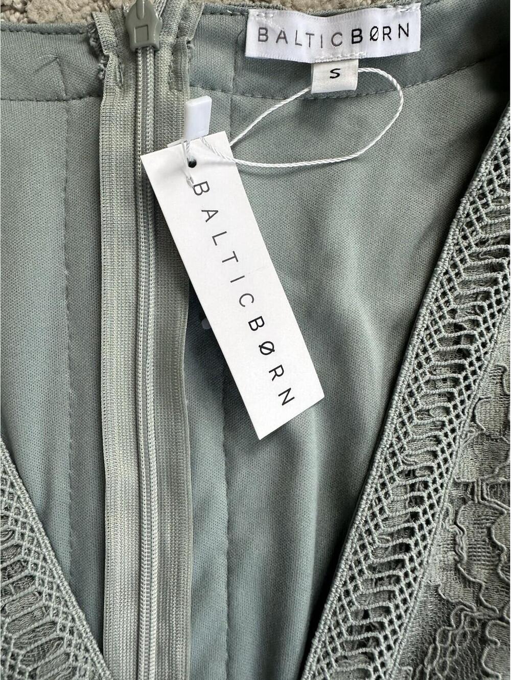 New Baltic Born Monroe Sage Lace Dress Small Long Maxi Deep V Slit Lined NWT - Picture 7 of 9